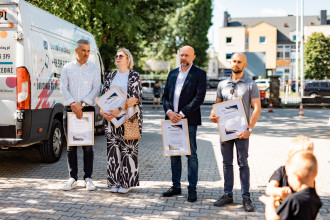 Podziękowania dla sponsorów nowego placu zabaw