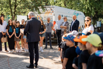 Podziękowania dla sponsorów nowego placu zabaw